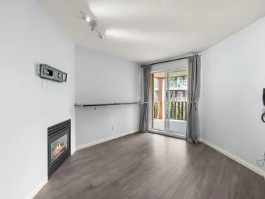234 5600 Andrews Road, Richmond, BC, Richmond — Apartment/Condo for sale
