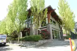 MLS R2993854