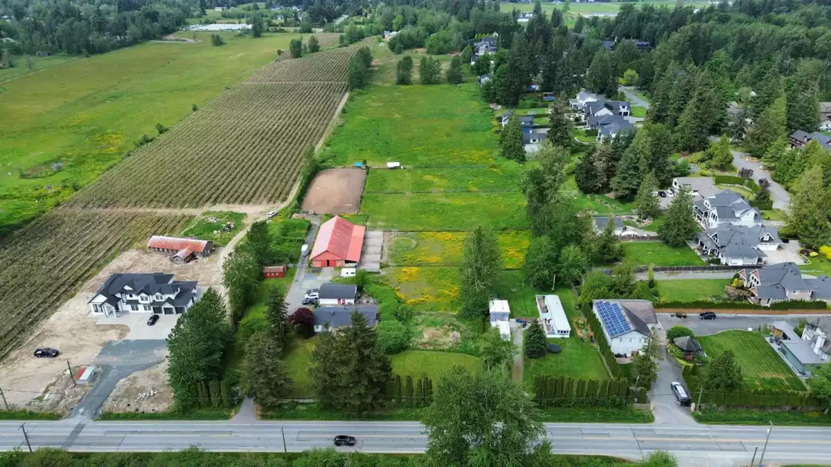 Primary Bathroom Photo of 3561 240 Street, Langley, BC