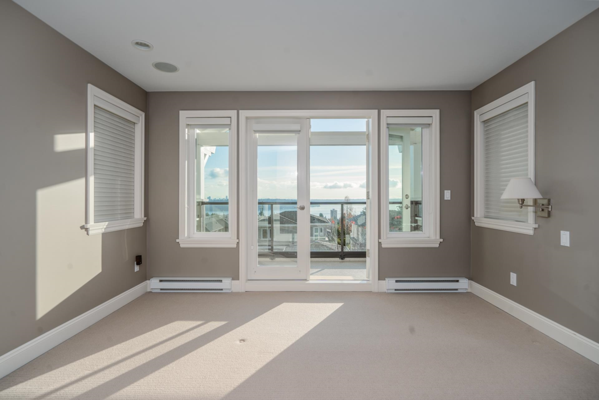 Basement Recreation Room Photo of 1460 Nelson Avenue, West Vancouver, BC