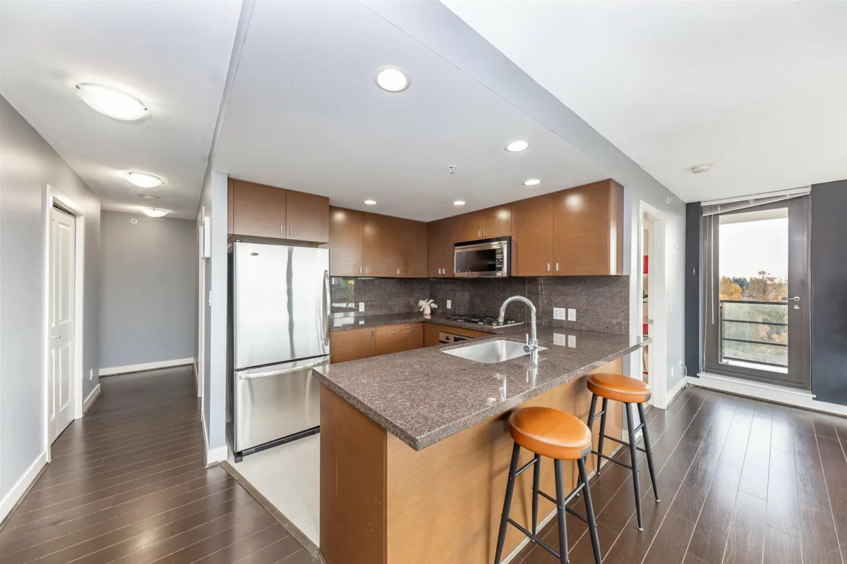 Dining Area Photo of 1103 6333 Katsura Street, Richmond, BC