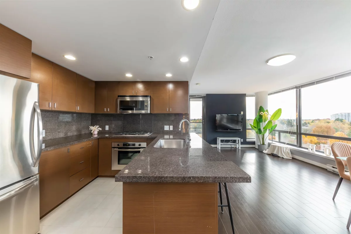 Family Room Photo of 1103 6333 Katsura Street, Richmond, BC