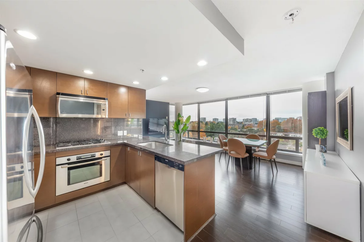 Living Room Photo of 1103 6333 Katsura Street, Richmond, BC