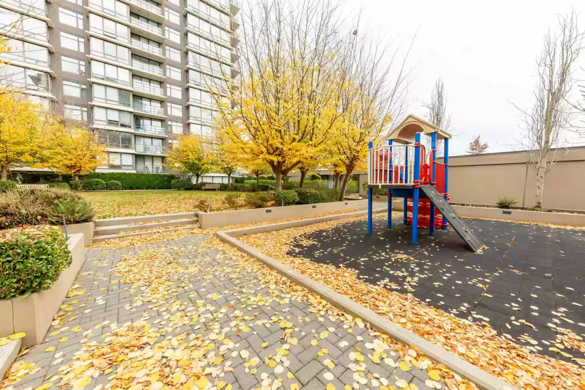 Outdoor Deck Photo of 1103 6333 Katsura Street, Richmond, BC