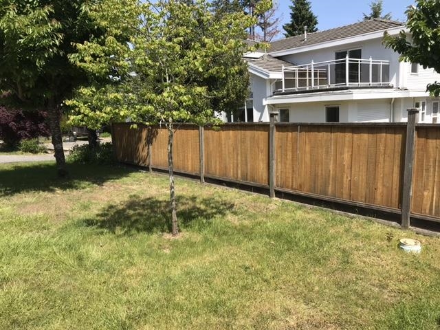 Kitchen Island Photo of 1388 Lee Street, White Rock, BC