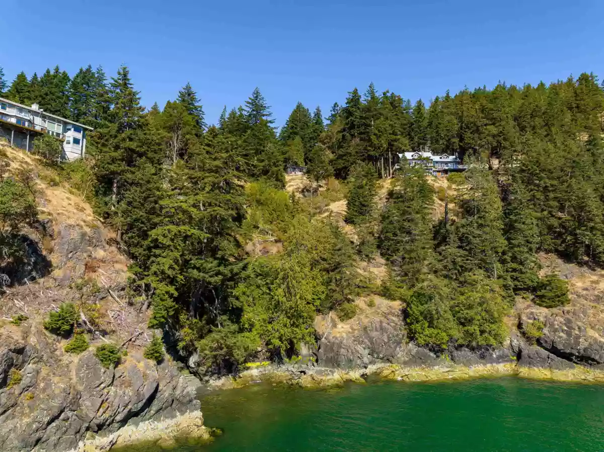 Guest Bathroom Photo of 341 Robinson Road, Bowen Island, BC