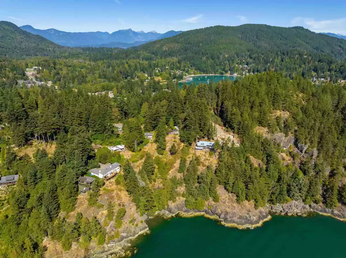 Office / Den Photo of 341 Robinson Road, Bowen Island, BC