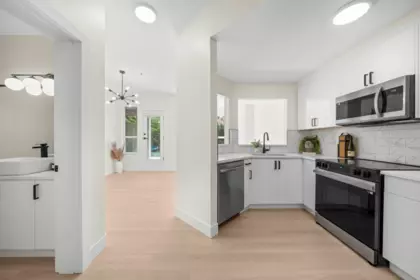 125 9979 140 Street, Surrey, BC, Surrey — Townhouse for sale