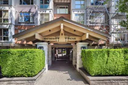 201 4883 Maclure Mews, Vancouver, BC, Vancouver — Apartment/Condo for sale