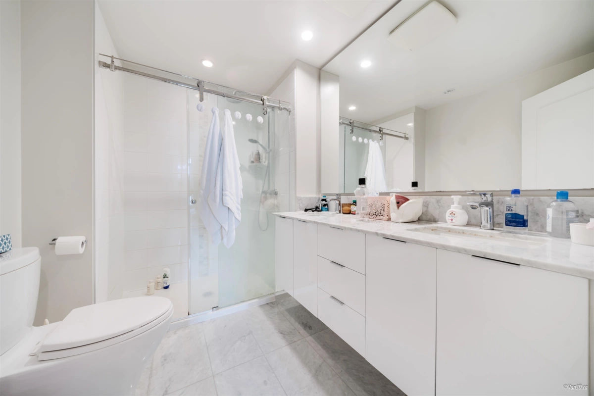 Mudroom Photo of 1001 7338 Gollner Avenue, Richmond, BC