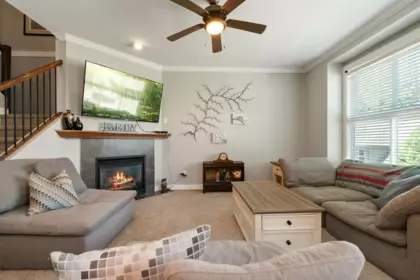 Hallway Photo of 27 46791 Hudson Road, Chilliwack, BC