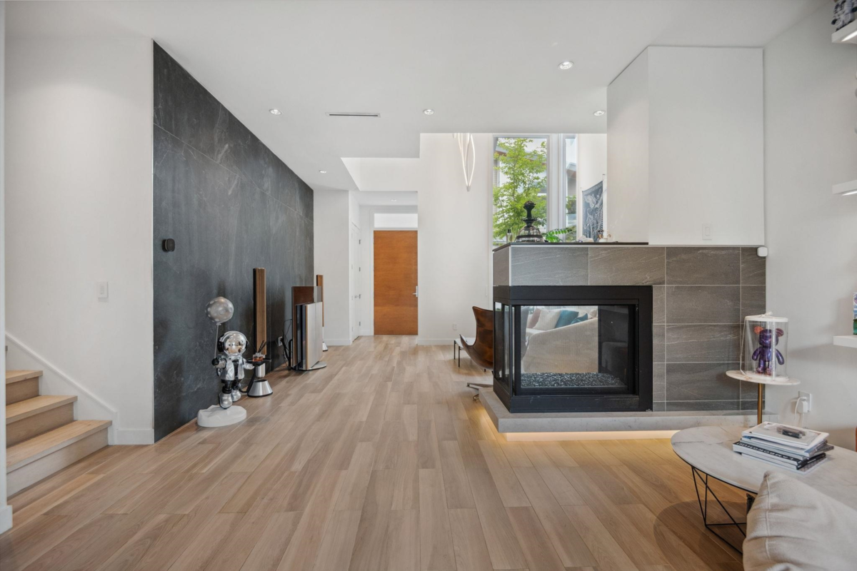 Dining Area Photo of 18 9055 Dayton Avenue, Richmond, BC