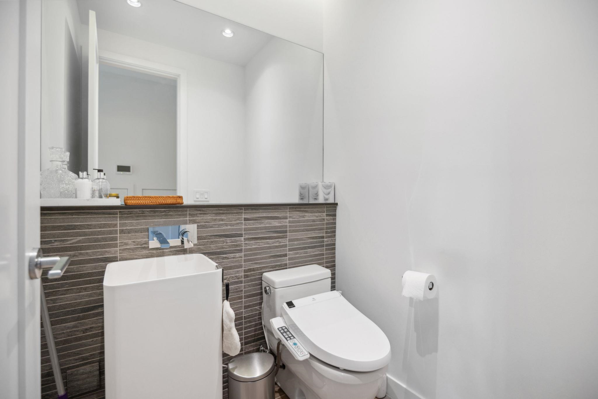 Outdoor Deck Photo of 18 9055 Dayton Avenue, Richmond, BC