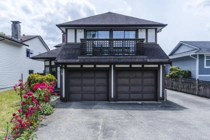 718 Foster Avenue, Coquitlam, BC, Coquitlam — Single Family Residence for sale