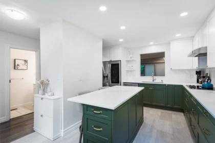 8224 Forest Grove Drive, Burnaby, BC, Burnaby — Townhouse for sale