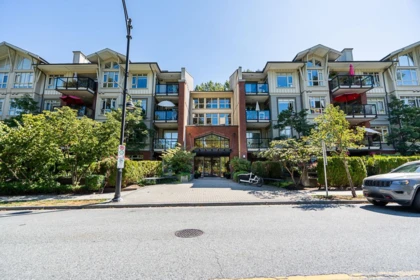 221 100 Capilano Road, Port Moody, BC, Port Moody — Apartment/Condo for sale