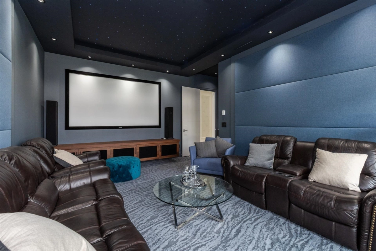 Walk-In Closet Photo of 6251 Woodwards Road, Richmond, BC