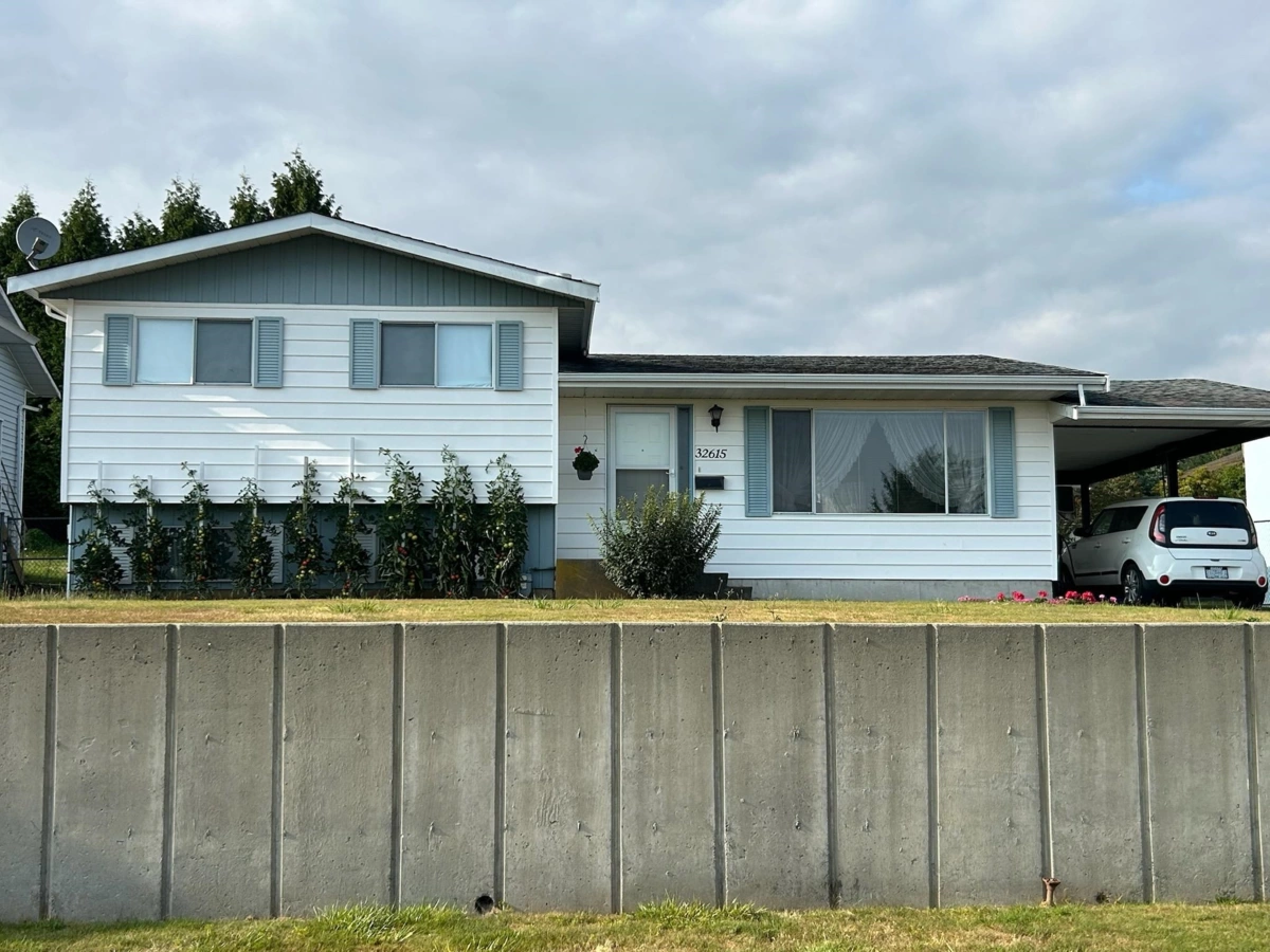 Exterior Front Photo of 32615 Fleming Avenue, Mission, BC