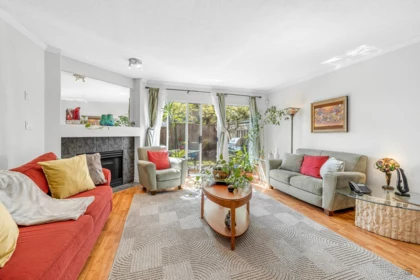 21 1828 Lilac Drive, Surrey, BC, Surrey — Townhouse for sale