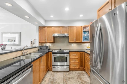 21 1828 Lilac Drive, Surrey, BC, Surrey — Townhouse for sale