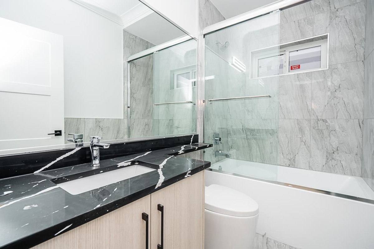 Mudroom Photo of 10140 Finlayson Drive, Richmond, BC