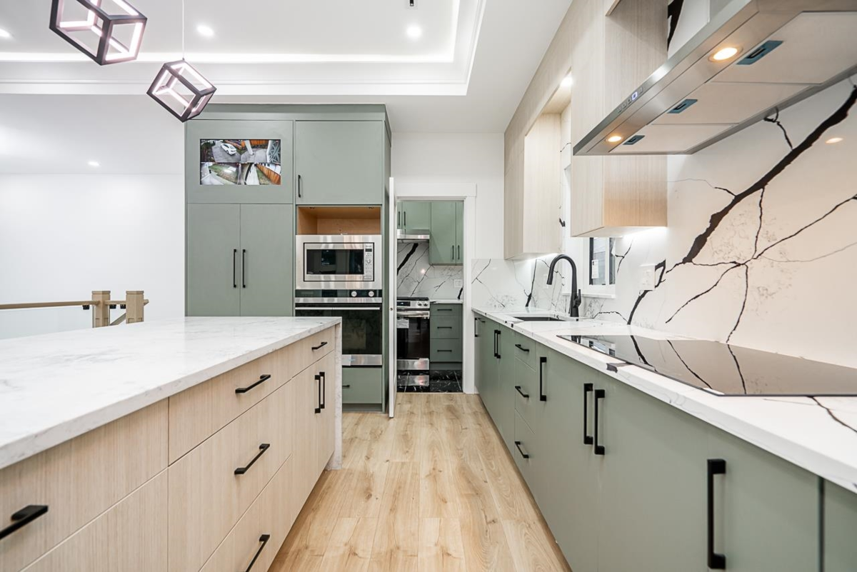 Pantry Photo of 10140 Finlayson Drive, Richmond, BC