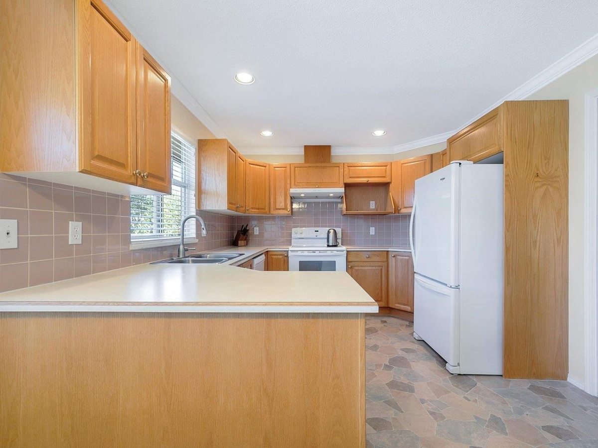Bedroom 3 Photo of 190 20391 96 Avenue, Langley, BC