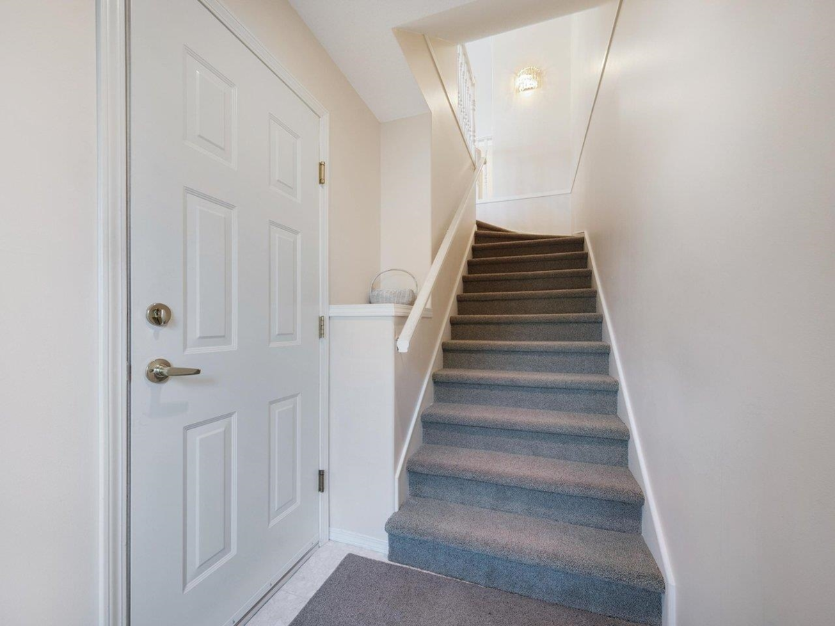 Living Room Photo of 190 20391 96 Avenue, Langley, BC