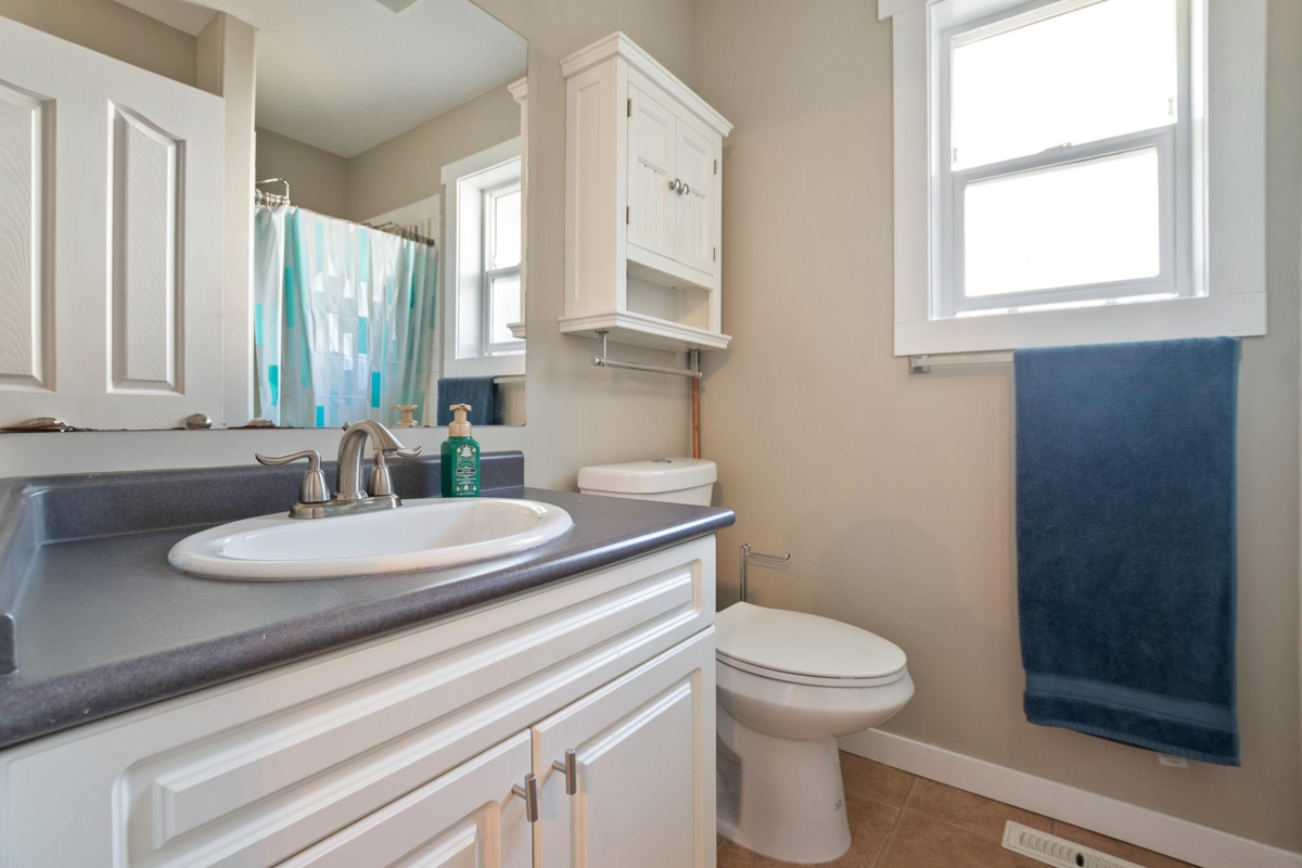 Office / Den Photo of 46690 Sylvan Drive, Chilliwack, BC