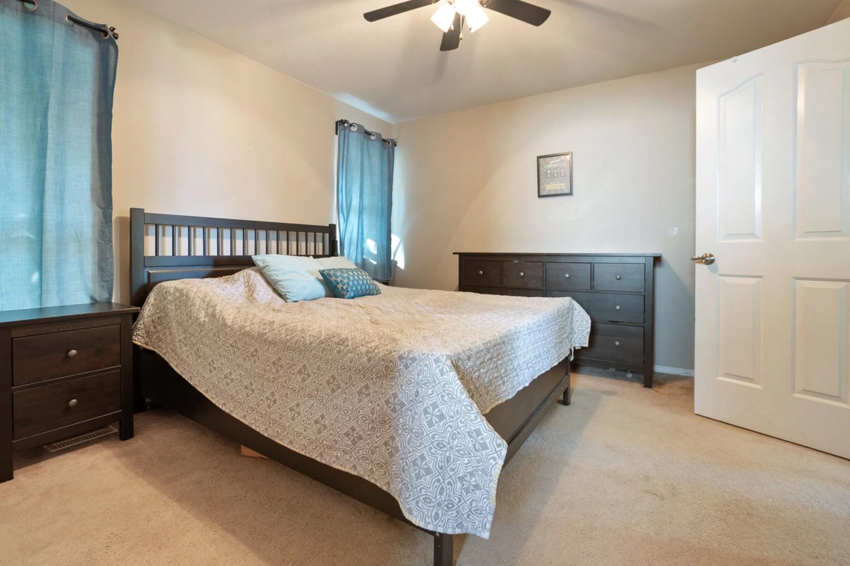 Powder Room Photo of 46690 Sylvan Drive, Chilliwack, BC