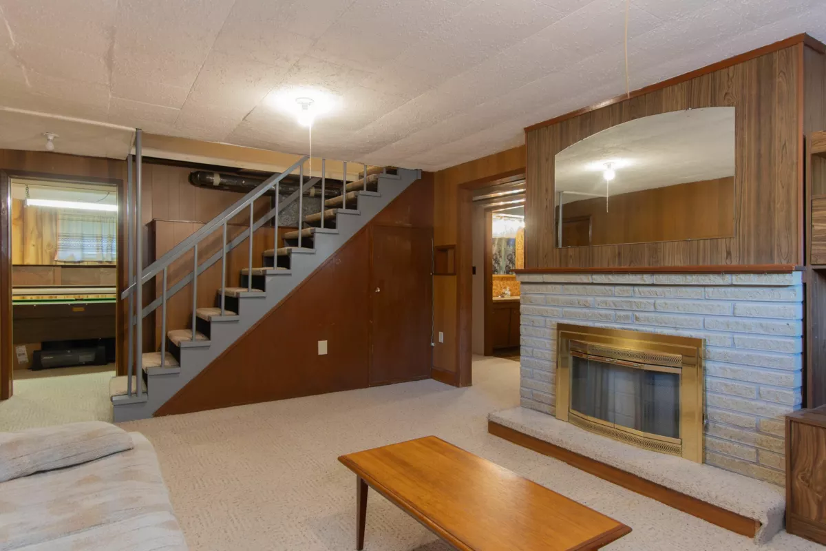 Entry Foyer Photo of 38258 Northridge Drive, Squamish, BC