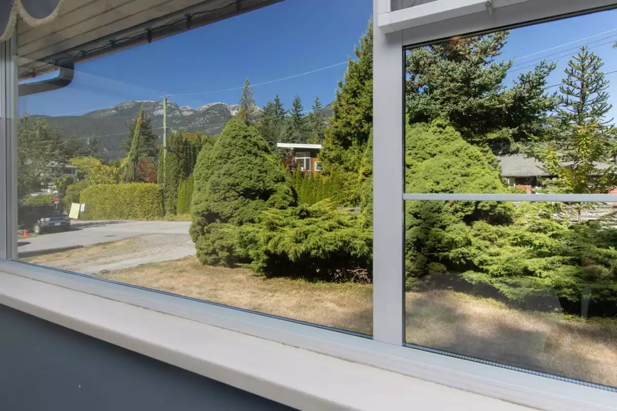 Guest Bathroom Photo of 38258 Northridge Drive, Squamish, BC