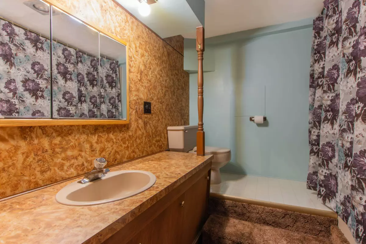 Staircase Photo of 38258 Northridge Drive, Squamish, BC