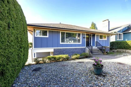 887 E 17th Street, North Vancouver, BC, North Vancouver — Single Family Residence for sale