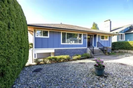 887 E 17th Street, North Vancouver, BC