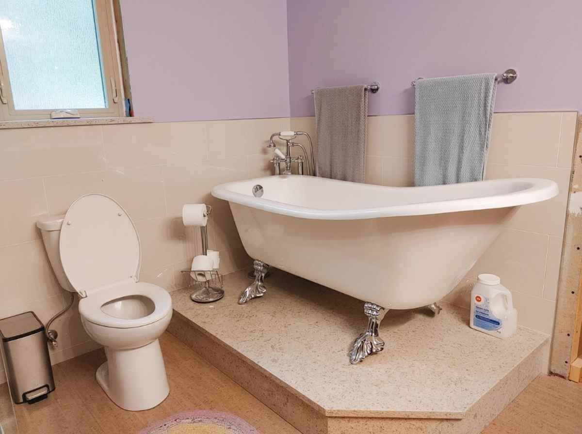 Breakfast Nook Photo of 12702 Cathy Crescent, Mission, BC