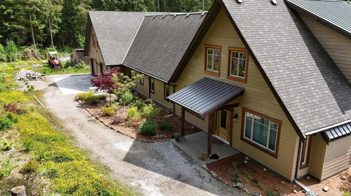 Dining Area Photo of 12702 Cathy Crescent, Mission, BC