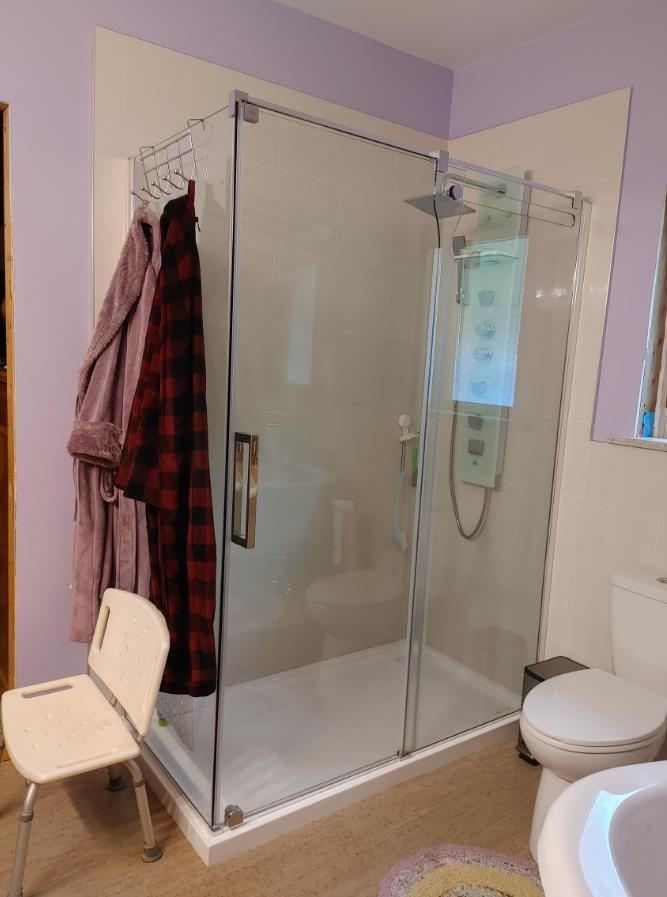 Kitchen Island Photo of 12702 Cathy Crescent, Mission, BC