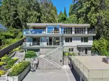 4701 Piccadilly South Road, West Vancouver, BC, West Vancouver — 7 bed single family residence for sale