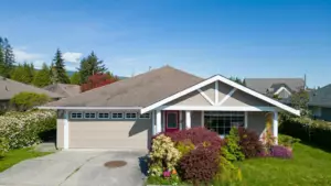 5722 Emily Way, Sechelt, BC