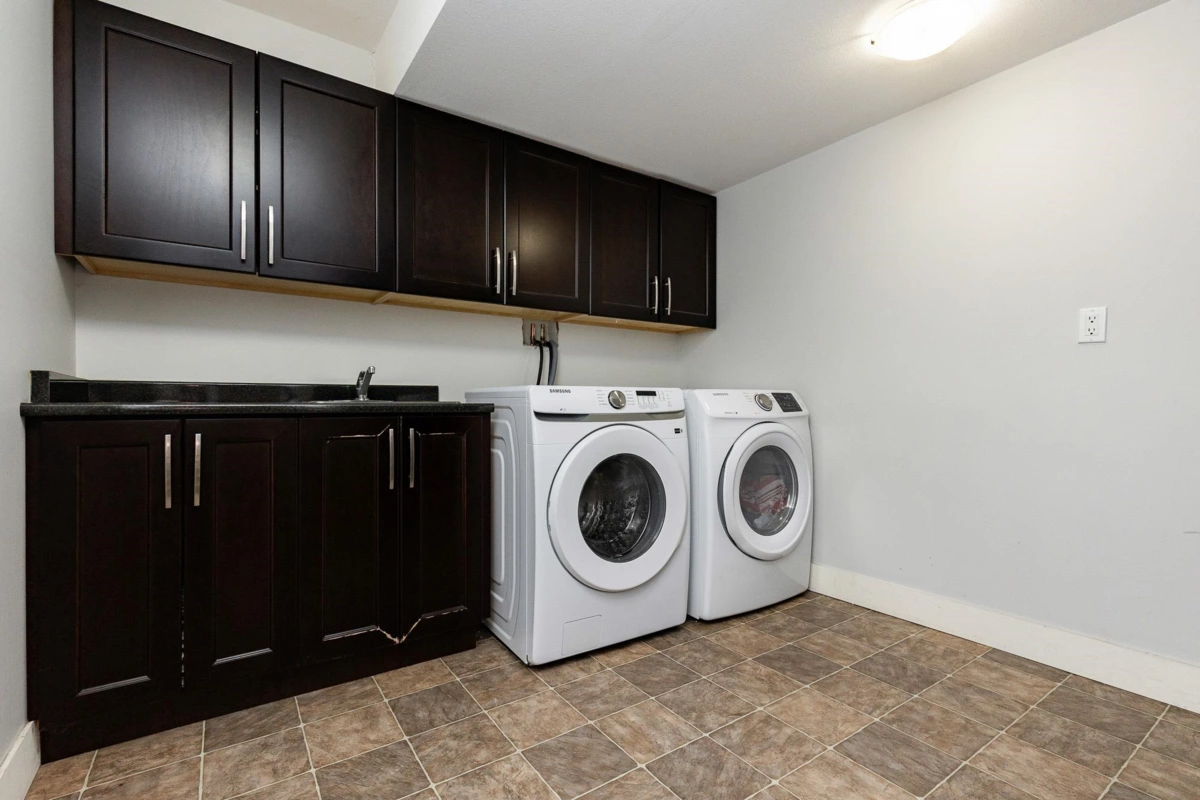 Swimming Pool Photo of 3022 Princess Street, Abbotsford, BC