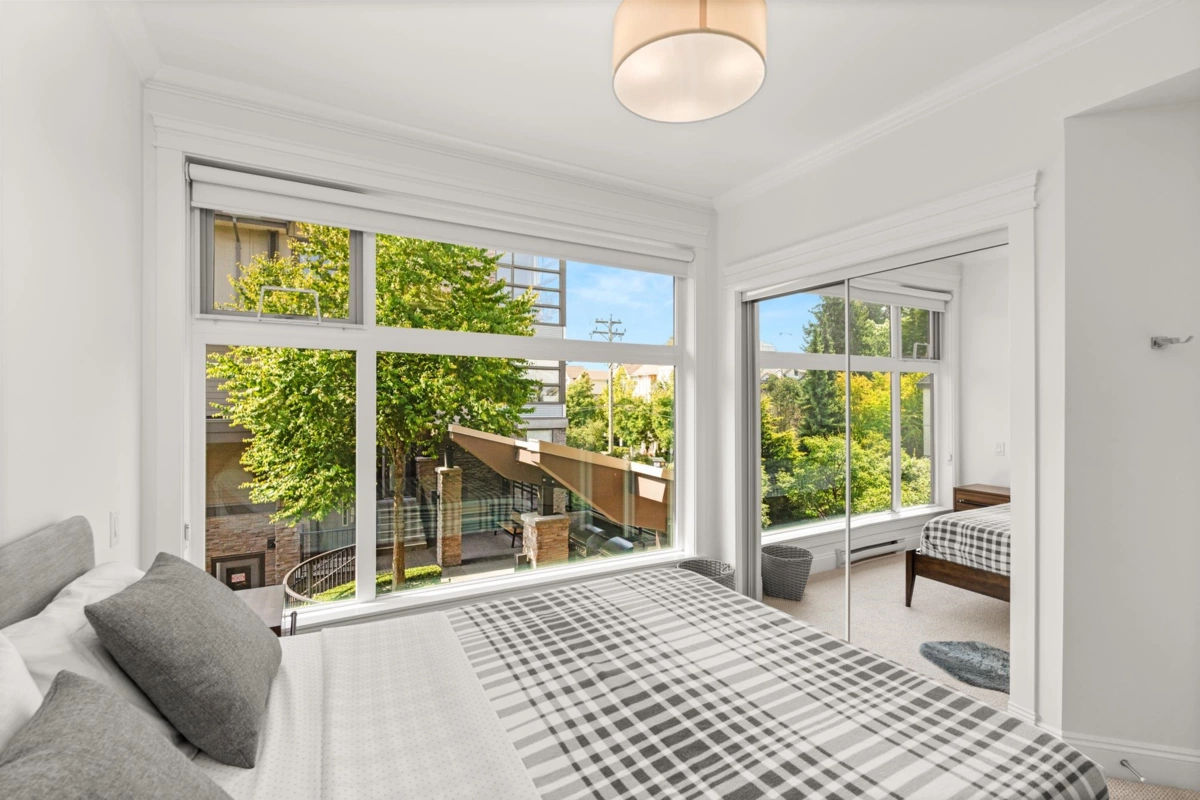 Bedroom 2 Photo of 302 15336 17a Avenue, Surrey, BC