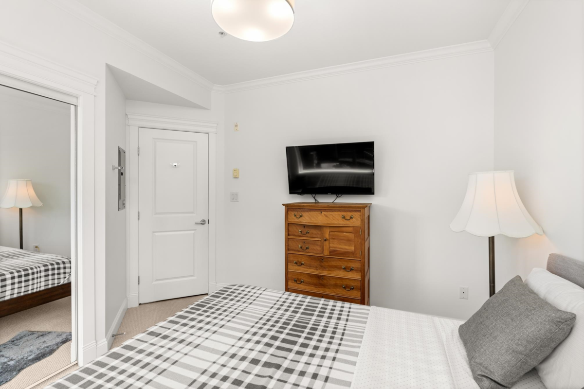 Bedroom 3 Photo of 302 15336 17a Avenue, Surrey, BC