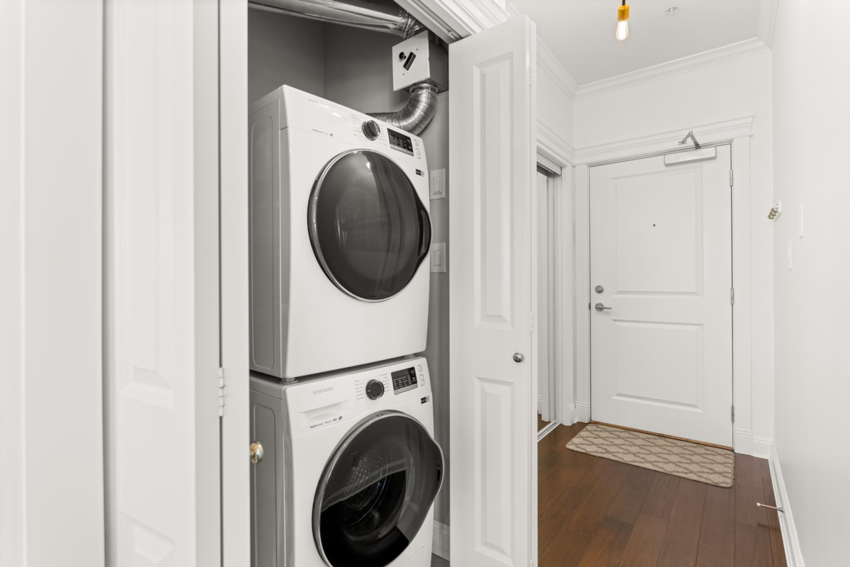 Guest Bathroom Photo of 302 15336 17a Avenue, Surrey, BC