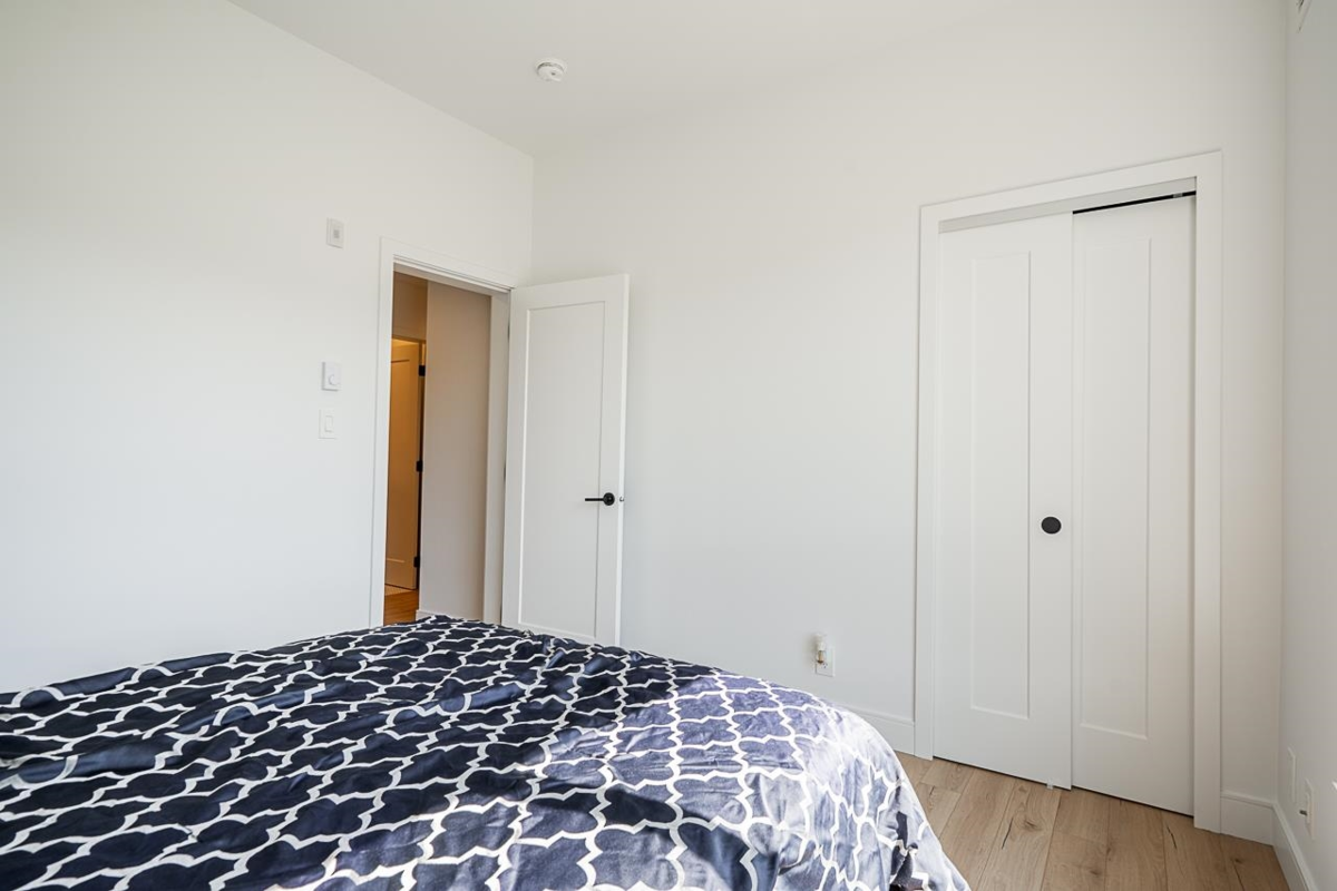 Breakfast Nook Photo of 435 55 Klahanie Drive, Port Moody, BC