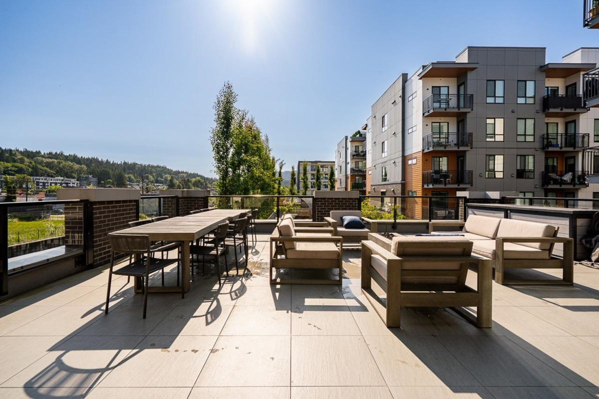 Mudroom Photo of 435 55 Klahanie Drive, Port Moody, BC