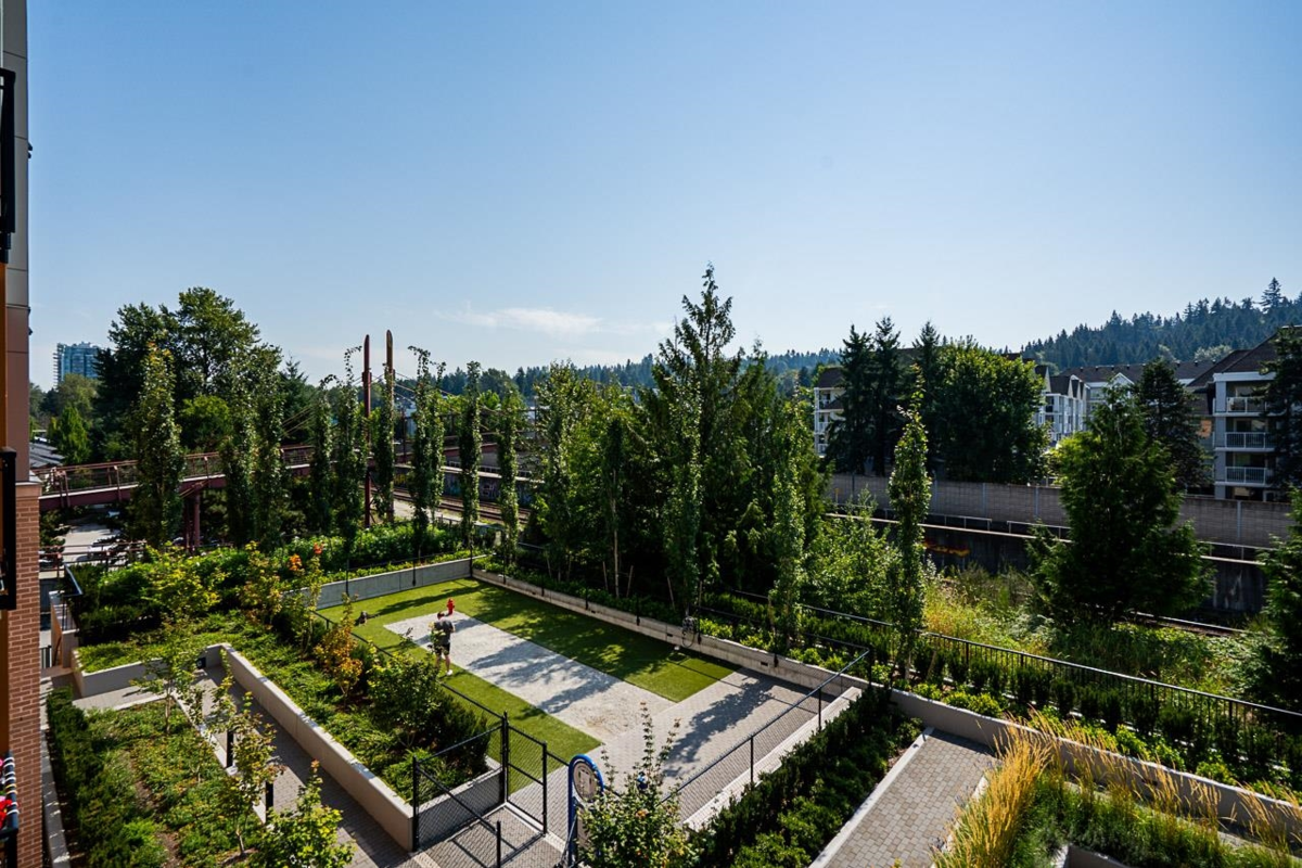 Powder Room Photo of 435 55 Klahanie Drive, Port Moody, BC