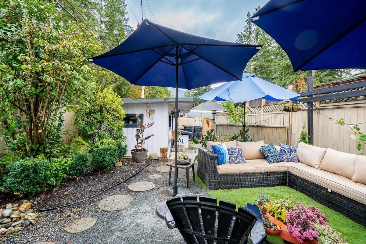 Outdoor Deck Photo of 338 Balsam Street, Cultus Lake, BC