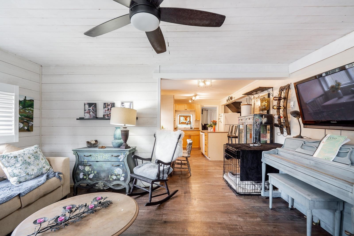 Pantry Photo of 338 Balsam Street, Cultus Lake, BC