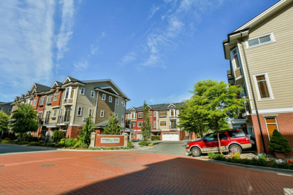 97 8068 207 Street, Langley, BC, Langley — Townhouse for sale